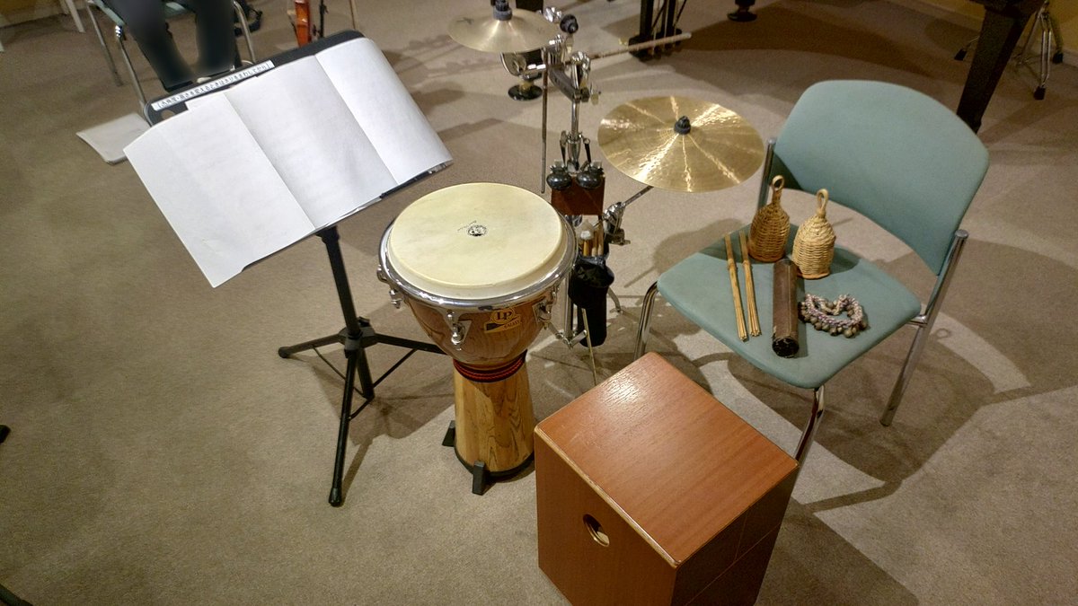 itani_perc_ds's tweet photo. 昨日はリハーサルでした。
We had a rehearsal yesterday.
#リハーサル #rehearsal
#パーカッション #percussion
#カホン #cajon
#ジャンベ #djembe
#シンバル #cymbal
#シェイカー #shaker
#カシシ #caxixi
#アンクルビーズ #AnkleBeads
#カスタネット #castanets https://t.co/G65X7oz1D0