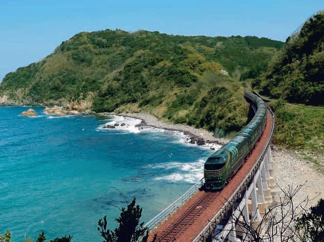 Save A Train tweet media