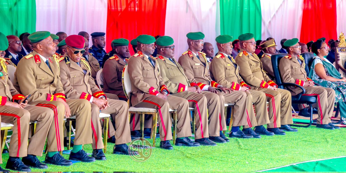 RTNBurundi's tweet image. De son côté, le commandant de l&apos;#ISCAM,  Hamenyimana Gérard, a rappelé que la mission de l’#ISCAM est de former des officiers en leur transmettant des connaissances militaires et académiques, afin qu&apos;ils puissent remplir efficacement les missions qui leur seront confiées. Il a…