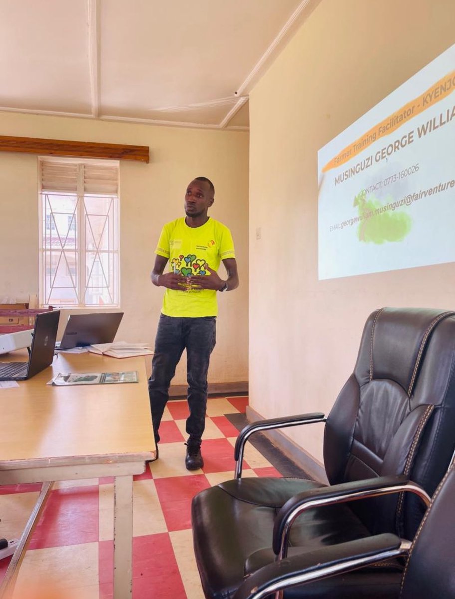 As a team that believes 💯 in transparency, accountability and collaboration, this week, we are holding key engagements with the political and technical leaders of our operating districts to share updates on our agroforestry 🌱and reforestation efforts 🌳, highlight challenges