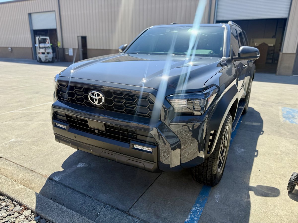 RobustAD's tweet image. Our current customer is an outdoors enthusiast who likes to bike. We installed our 10-year Ceramic Paint Protection Film (PPF) on not just the hood, fenders, and bumper, but also installed it on the back hatch so the paint wouldn’t get any harm while carrying a bike. Smart, yeah?