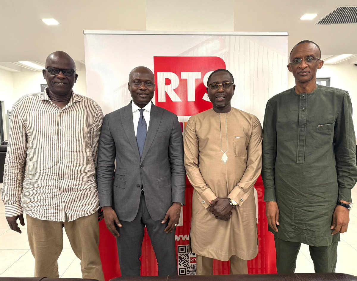 Pape Alé Niang (@papealeniang) on Twitter photo J'ai eu l'honneur de recevoir le nouveau président de la Fédération sénégalaise de football, <a href="/afallofficiel/">Abdoulaye FALL Officiel</a>, accompagné de ses collaborateurs, pour une visite de courtoisie. À cette occasion, je lui ai adressé nos vives félicitations et renouvelé notre engagement en faveur d'une J'ai eu l'honneur de recevoir le nouveau président de la Fédération sénégalaise de football, <a href="/afallofficiel/">Abdoulaye FALL Officiel</a>, accompagné de ses collaborateurs, pour une visite de courtoisie. À cette occasion, je lui ai adressé nos vives félicitations et renouvelé notre engagement en faveur d'une