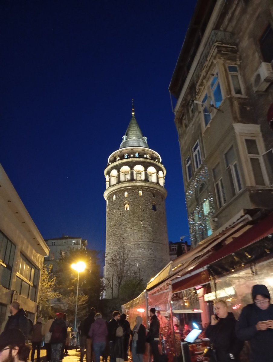 OzgeCubuklu's tweet photo. @birteraphy https://t.co/luXNNoTTwH