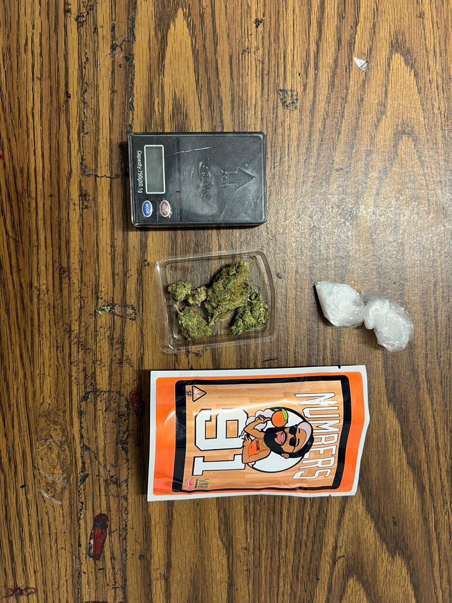 D2 Night Shift "East Aldine Proactive Unit" conducted a traffic stop. The investigation led to the arrest of one subject for PCS/Cocaine. 
<a href="/HCSOTexas/">HCSOTexas</a> <a href="/HCSO_EastPatrol/">Major Joseph A. Blendermann</a> <a href="/AldineDistrict/">East Aldine District</a> <a href="/SheriffEd_HCSO/">Ed Gonzalez</a>