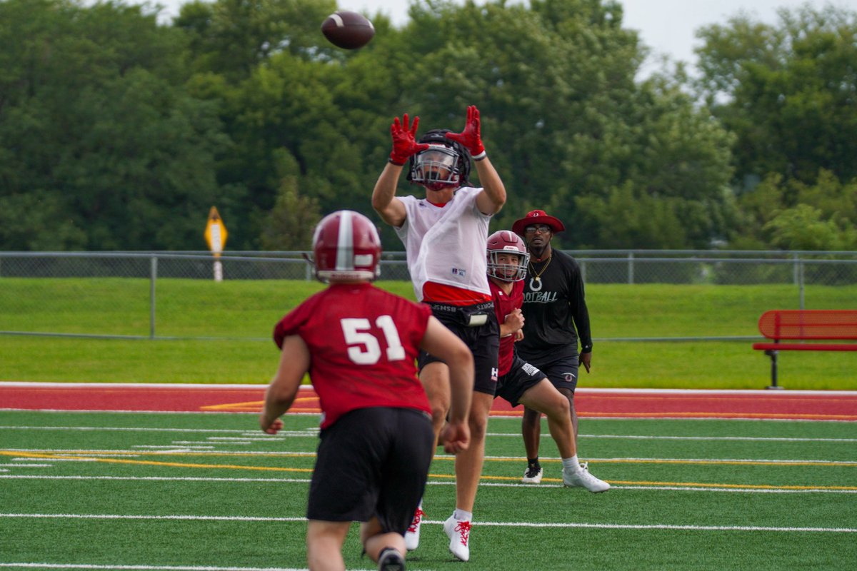HCBroncoFB's tweet photo. We back😤
#GDTBAB https://t.co/2VA7awfmxu