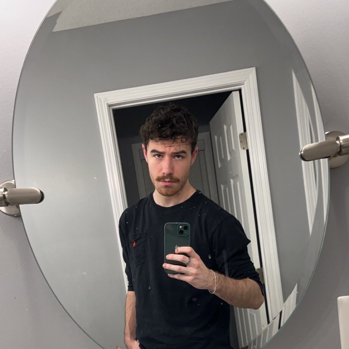 AmphiTV's tweet image. heyyyy looking for new moots
- Gavin (Amphi), 22
- Frogs, plants, various animals
- Val, R6S, CS2
- MTG
DM ME!!😄
#promotwt #moothunting #moothunt #valtwt #gamingtwt