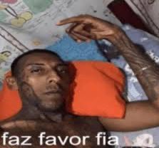 markist's tweet image. estao fazendo de tudo pra me irritar hoje