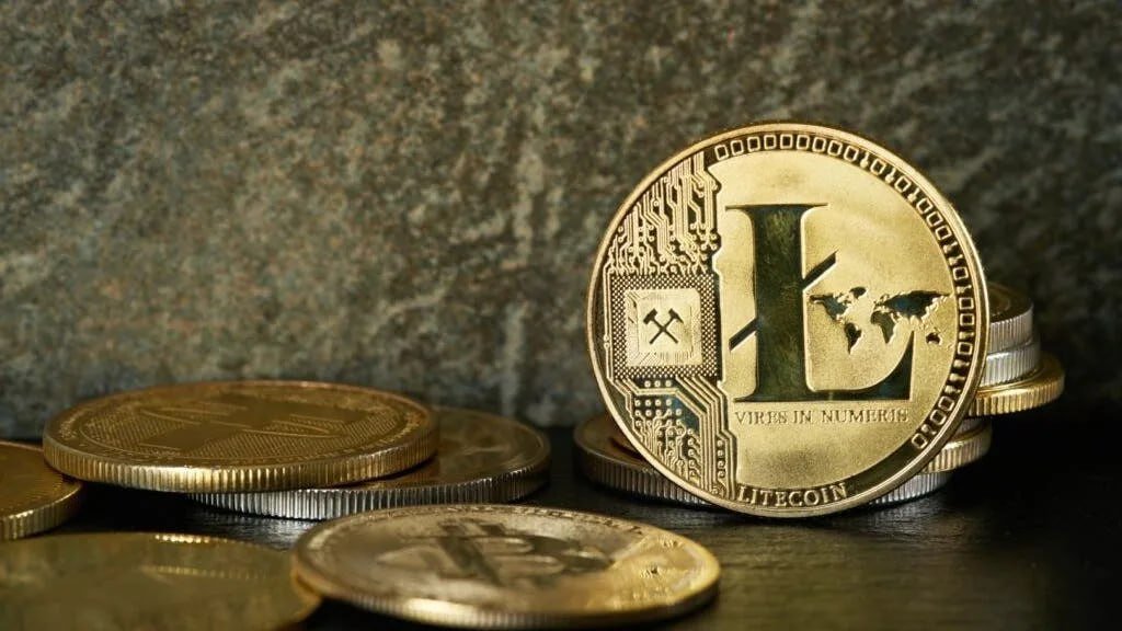 The silver to Bitcoin’s gold is shining again

$LTC leads bullish sentiment across the top 100, and it's still under everyone's radar 👀

Old coin, new wave. Don't fade Litecoin