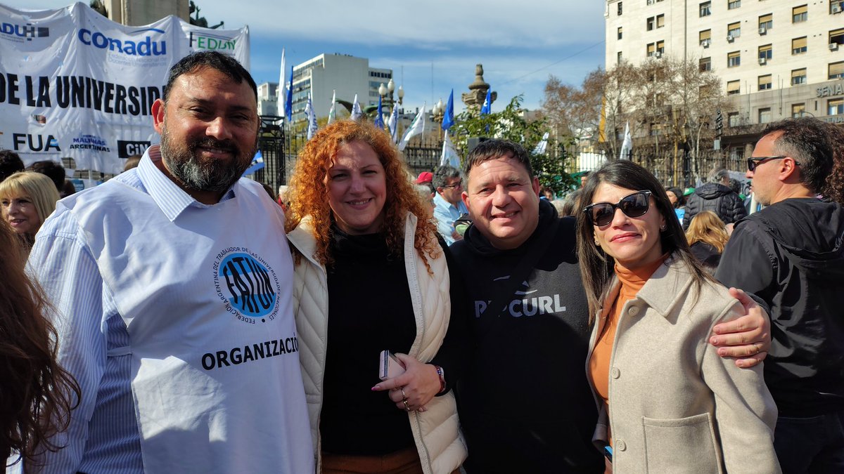Obtuvimos media sanción a la #LeyDeFinanciamientoUniversitario ✌🏼 acompañamos en la plaza, con radio abierta, junto al Frente Sindical Universitario 

<a href="/fatunoficial/">FATUN</a> <a href="/fuerzapatriaok/">Fuerza Patria 🇦🇷</a> <a href="/DiputadosAR/">Diputados Argentina</a>