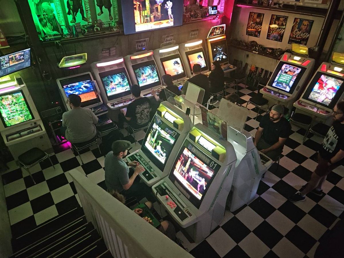 Never in a million years would i have ever thought id build anything this cool. I have an unquenchable passion for arcades and retro games, and i will continue to bend over backwards to share it with yall! Thank all of you for your support, and i will continue to make EC3 even