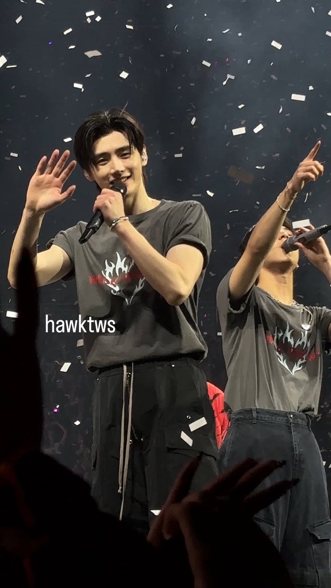 semi ia|| seeing enha x2 tweet media