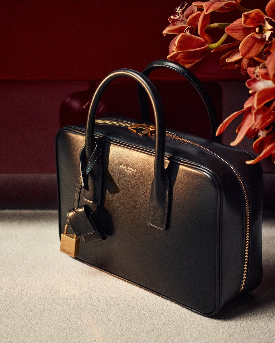 累積売上総額第1位【SAINT LAURENT★サンローラン】6349563Y209 SAINT LAURENT JAPAN (@SaintLaurentJP) / X