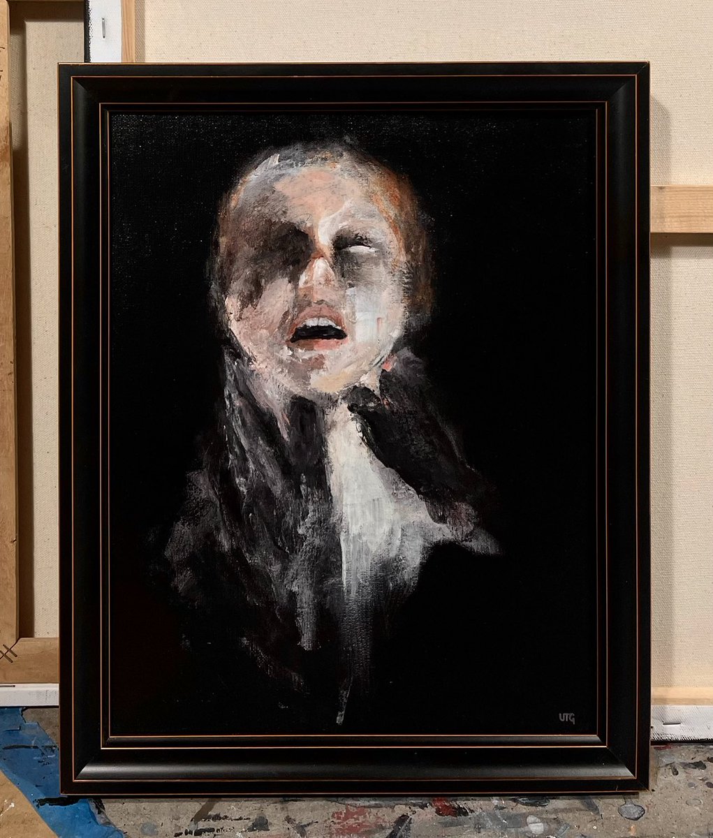 Gn
Between two souls 💕