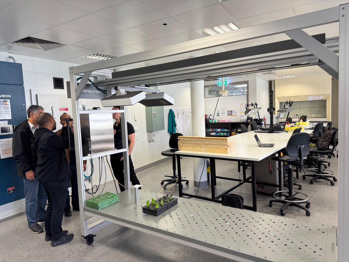 Exciting times at <a href="/AustPlantPhenom/">Australian Plant Phenomics Network</a> UWA Node with our  two new <a href="/Phenospex/">PHENOSPEX</a> Planteye F600 Dual Scans installed and running. Allowing 3D &amp; Multispectral scanning of many species @uwareseach <a href="/IOA_UWA/">The UWA Institute of Agriculture</a>  <a href="/uwanews/">UWA</a>
