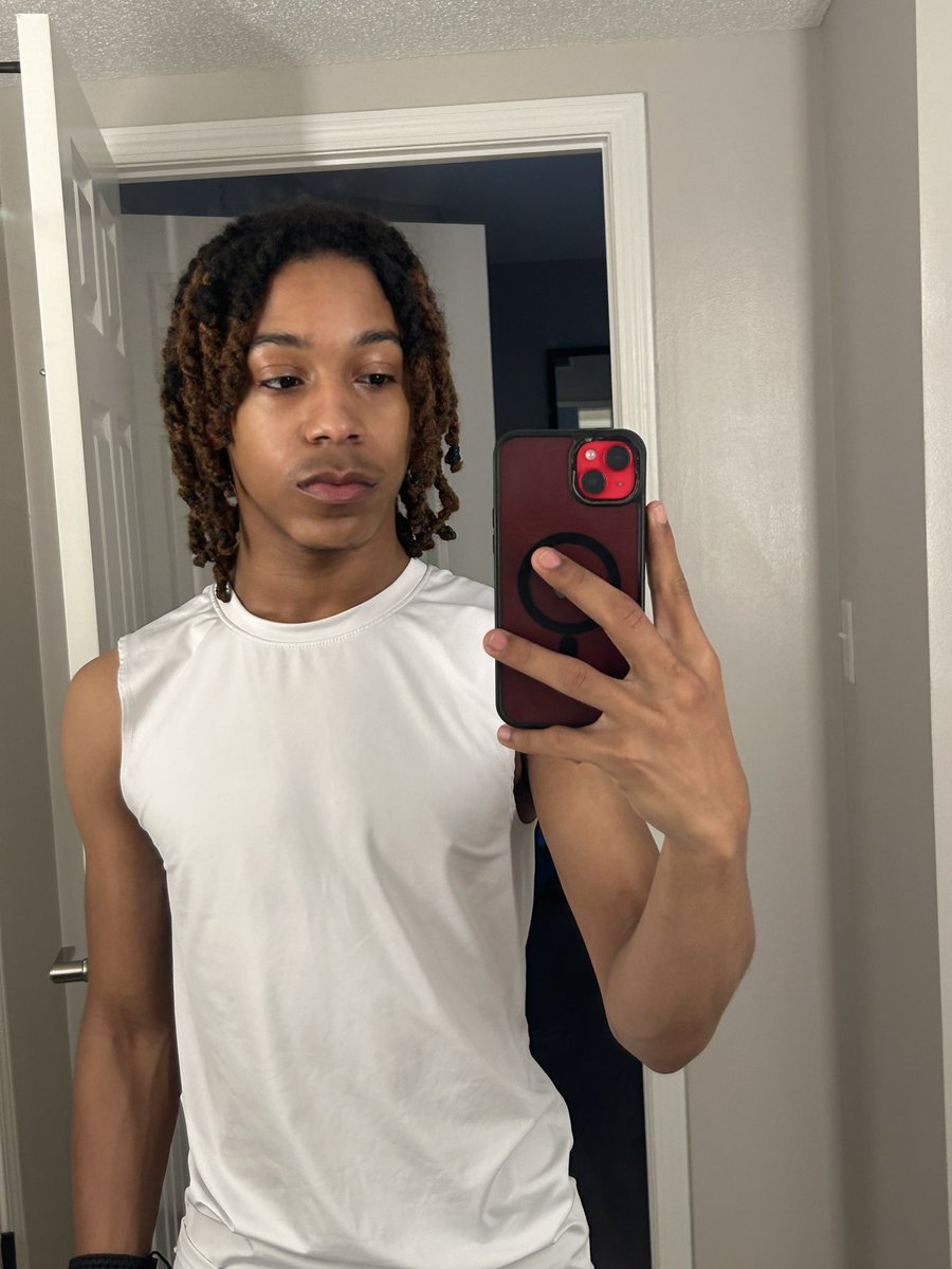 curt333's tweet image. hard to choose from 😔