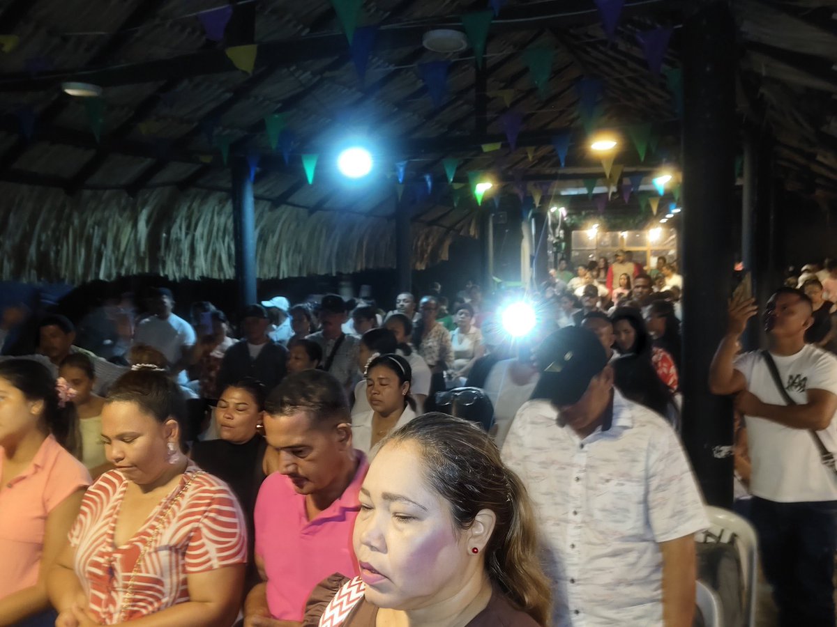 diegopanzenu's tweet image. "En Montería, el #Foro del @PactoCol impulsa las políticas de cambio de @petrogustavo. Con @Ballesteros_LF y la lideresa @yalemazon en Juan XXIII, avanzamos hacia la justicia social, la paz total y la transición ecológica. ¡#PoderDelPueblo por una Colombia donde todos tengamos un…