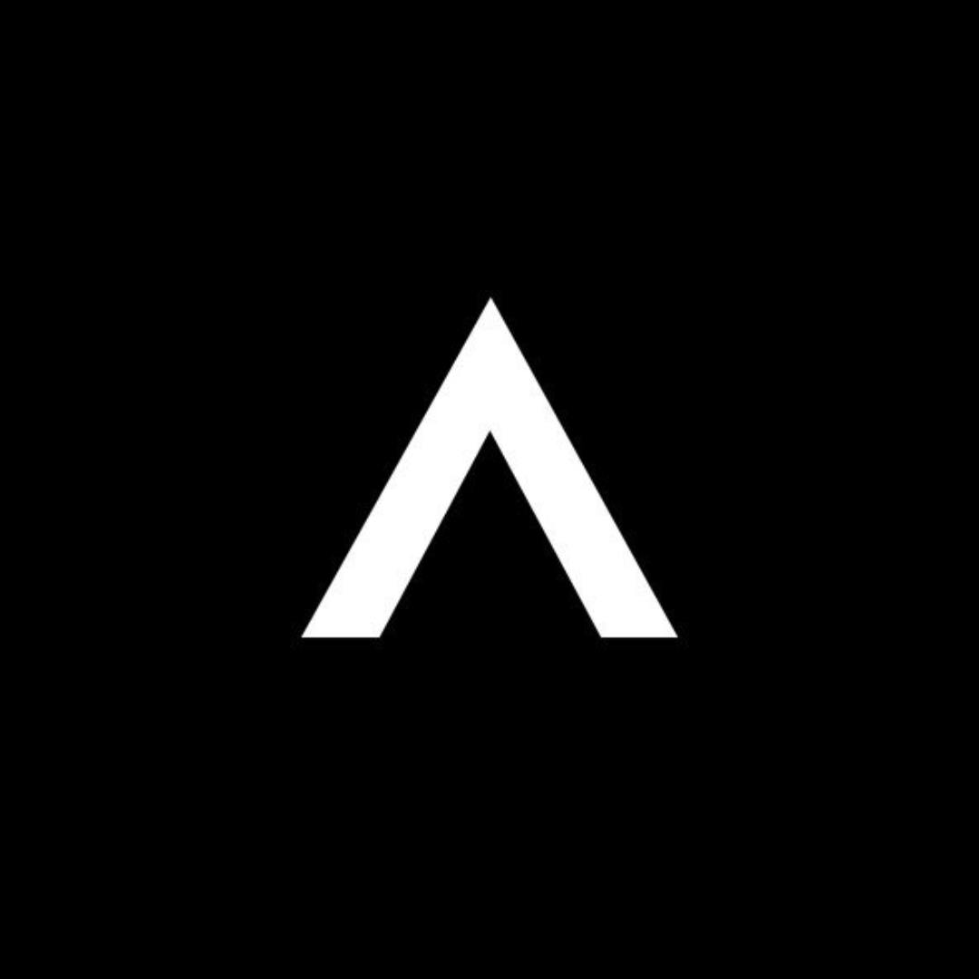 CryptoNewsHntrs's tweet photo. 🚨 Breaking: Asset manager Parataxis Holdings to raise up to $640M for its Bitcoin Treasury Strategy through a SPAC merger with SilverBox Corp IV! 🚀💰
#Bitcoin #SPAC #Crypto #Investment #Parataxis #SilverBox https://t.co/RW3QO7XTWn