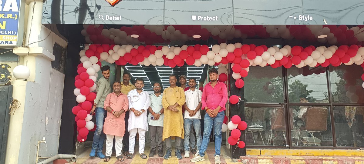 SunilPathak015's tweet image. भाई #कृष्ण Kumar जी के श्री राधा रेस्टोरेंट्स एवं मिष्ठान भंडार का #उद्घाटन सकडी में एवं भाई Saurabh Tomar जी के नए #प्रतिष्ठान Barrots Detailing Studio यहां पर आपको कार धुलाई एवं कार सजावट के उपकरण के #उद्घाटन समारोह में शामिल हुआ । 
#