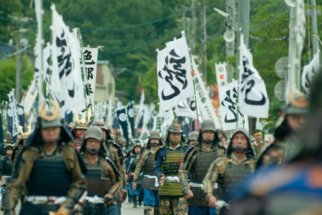 umasaniigata's tweet photo. 【謙信公祭】8/23～8/24
戦国の名将・上杉謙信公の武勇を称えるまつりも、今年でついに100回目✨
2025年はなんと、松平健さんが謙信公として出陣！🔥
信玄との一騎打ちの再現も行われます⚔️
歴史ロマンあふれる2日間、ぜひご覧ください😊
👉 https://t.co/QzHcPdJNgJ
#新潟 #上越 #祭り https://t.co/A46pG3kyn2