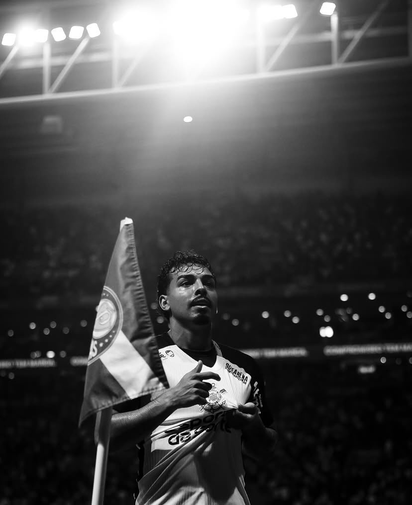 haizsfv's tweet photo. namoral as fotos dos ultimos classicos serviram cunt demais https://t.co/3NmTVuTOVd