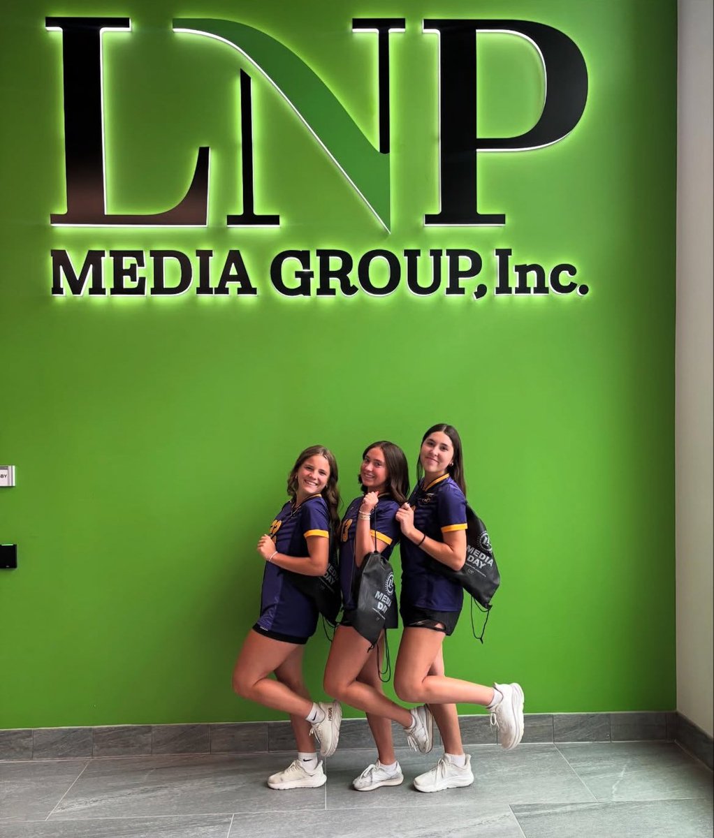 HarperBolesky's tweet photo. First ever girls soccer Media Day!! Super excited to be involved! Thanks @lnpmediagroup for making it happen! 

@LCHSGSOC @ImYouthSoccer https://t.co/fP2Xf7HyN6