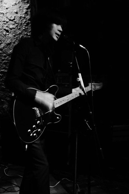 【⚡️今週日曜！キングブラザーズ熊本に参上！ ⚡️】
#KingBrothers Presents
『#キングブラザーズ JAPAN TOUR 2025』
8/10(日) #熊本 #LiveBarGreenRiver
18:30 OPEN/19:00 START
O.A #石頭地蔵 [from 熊本]
DJ : #モッドエンペラーテツ[from #TheBlackCinema]
チケット＞peatix.com/event/4324941/