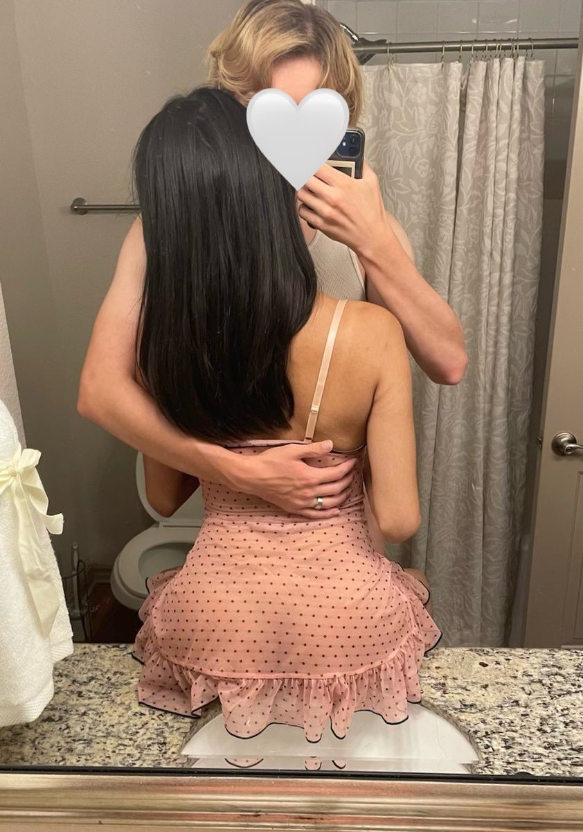 cum talk to us if your horny open dm’s😉
#femboy #gay #sissy #gooner #trans #transgirl #ass #booty #dick #porn #goon #transporn #horny #slut #girlcock #nsfwtwt #daddy #submissive #dick #young #sub #sexy #gayporn #twink #sex #fucking #gayteen #goonette
