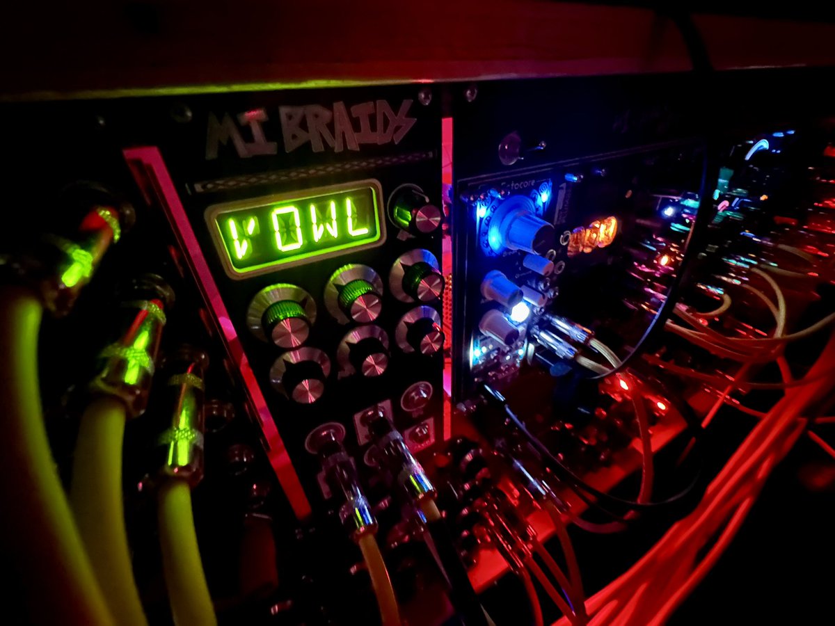 h3ckseven's tweet image. tomorrow - 20:00 - DEF CON

#DEFCON #DEFCONmusic #modularSynth  #synthesizers