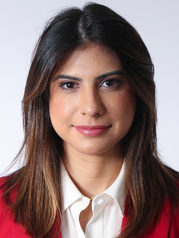 Esta da foto é Camila Jara, Deputada Federal do PT, que AGREDIU o Deputado Nikolas Ferreira no final da Seção dentro da Câmara dos Deputados.

Cassação já para esta agressora.
Cassação já 
Cassação ja
👇👇👇👇👇👇👇👇👇👇👇