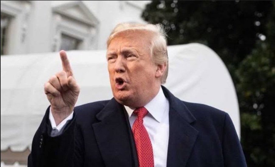अशांति से शांति का पुरूस्कार!
अमरीकी राष्ट्रपति #DonaldTrump शायद पहले व्यक्ति होंगे जो दुनिया मे अशांति फैलाकर शांति का नोवेल पुरूस्कार चाहते है.
#Trump
#America
#TrumpTariff
#Varta24
