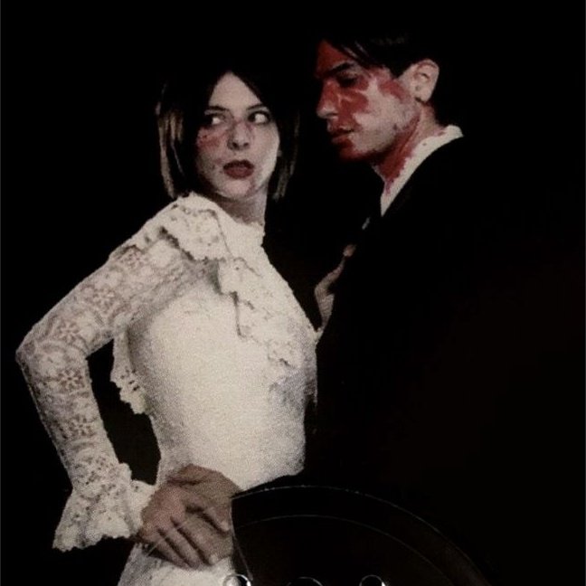 myacervoquimico's tweet photo. Lore COMPLETA do three cheers for sweet revenge 🌹🧵 https://t.co/Cyl1efgoYr