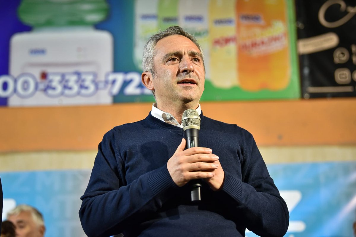 Andrés Larroque tweet media