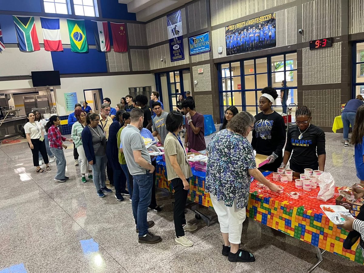 Elkins High School (@ehs_knightswire) on Twitter photo When you have student athletes who are up and at βem at 7 am ready to serve their teachers breakfast on a PD day, you know #itsawin! Thank you, <a href="/EHS_AllSports/">EHS_AllSportsBooster</a> and <a href="/ElkinsKnights/">ElkinsBaseball.com</a> booster for supporting our staff! ππ°π #KnightLife #fbisdlevelup <a href="/FBISDAthletics/">Fort Bend ISD Athletics</a> When you have student athletes who are up and at βem at 7 am ready to serve their teachers breakfast on a PD day, you know #itsawin! Thank you, <a href="/EHS_AllSports/">EHS_AllSportsBooster</a> and <a href="/ElkinsKnights/">ElkinsBaseball.com</a> booster for supporting our staff! ππ°π #KnightLife #fbisdlevelup <a href="/FBISDAthletics/">Fort Bend ISD Athletics</a>