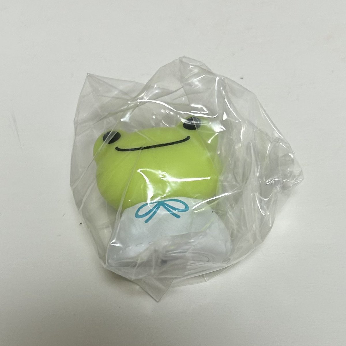 取引 tweet media