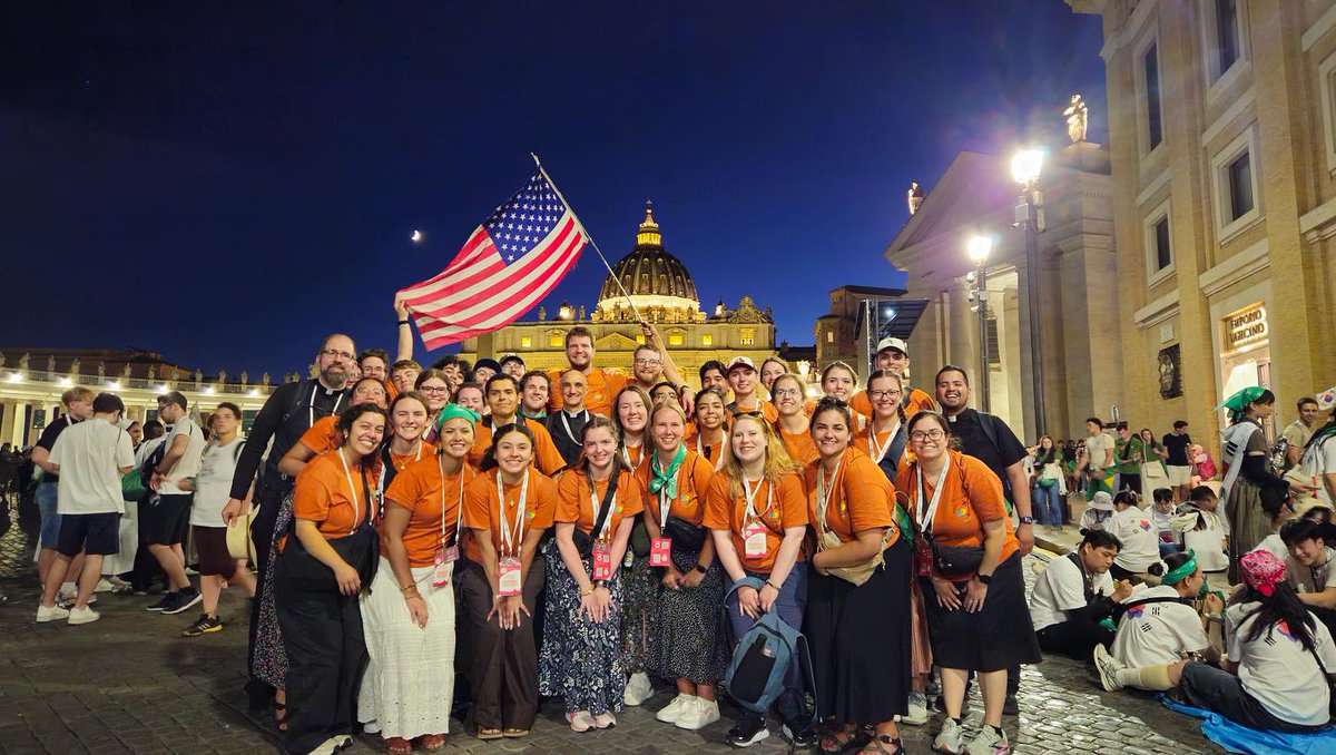 DioceseofJoliet's tweet photo. Blessings to the 37 pilgrims from the Diocese of Joliet who recently traveled to Rome to celebrate the Jubilee of Youth with Pope Leo XIV! https://t.co/U3VDFydqxn