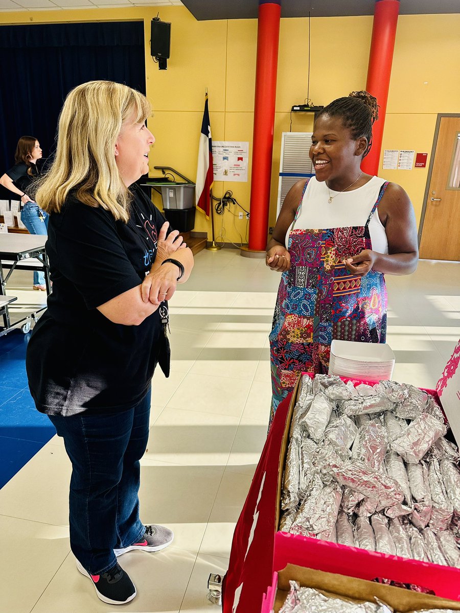 🎉🐾🥰Day 2 of PD was incredibly uplifting and enjoyable! Thank you,  PTO, for the delectable Taco Cabana tacos, fruit &amp; juice that fueled our inspiration! We are truly grateful! ❤️👩🏻‍🏫👏🏽 <a href="/IrvingISD/">Irving ISD</a> #ExcellenceInAction