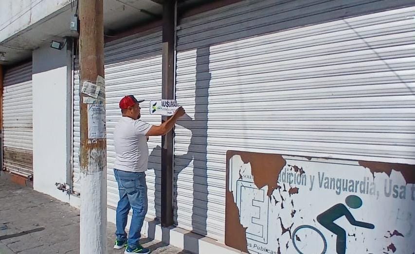 ¡Seguridad y orden en el primer cuadro! 🚨 

La Dirección de Comercio de Soledad refuerza operativos de supervisión en giros comerciales y eventos en vía pública. 

¡Nuestro objetivo es proteger a las familias soledenses!

#SoledadCercaDeTi
#SoledadSinLimites