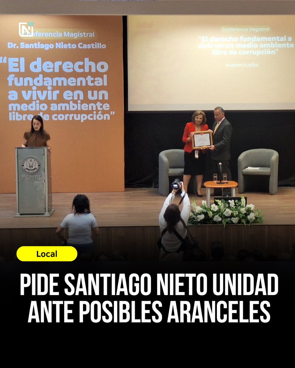 El Director General del Instituto Mexicano de la Propiedad Industrial, Santiago Nieto, fue invitado por la Contraloría del Estado a impartir una conferencia a alumnos de la Facultad de Ciencias Políticas de la Universidad Autónoma de Nuevo León.
