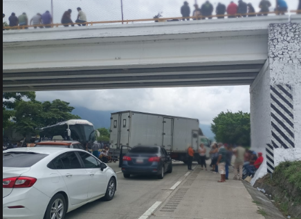 Guardia Nacional Carreteras tweet media