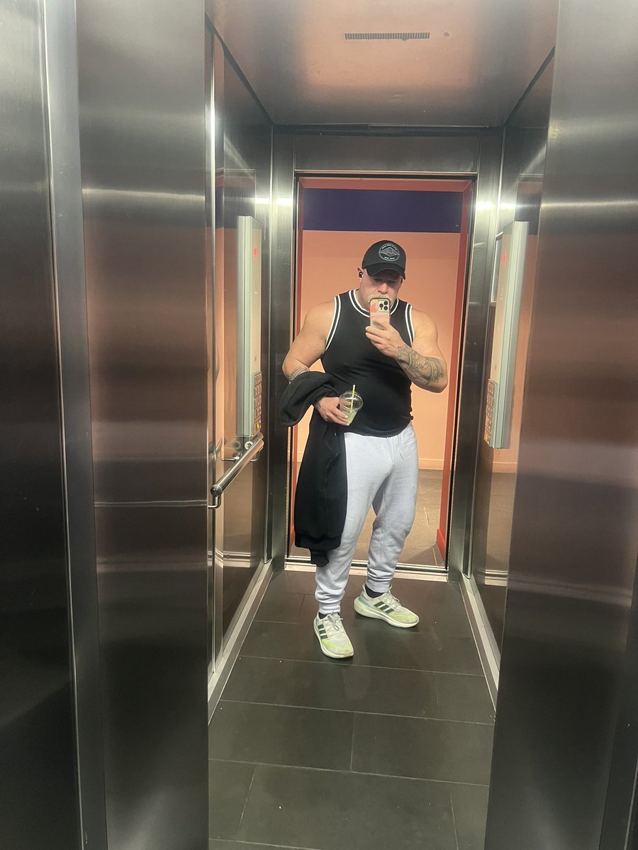 JDchard's tweet photo. https://t.co/W6pfoUxXrg