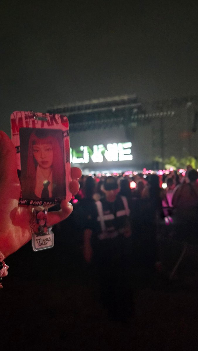 S2afterglow's tweet photo. Hoje foi o melhor dia da minha vida, realizei meu sonho de ver o Blackpink de perto🥹🩷 eu me emocionei tanto só de ver o grupo que marcou minha vida performar na minha frente, continuarei sempre apoiando elas 🫶 amo vocês Blackpink!! https://t.co/JZ47EVyzWo