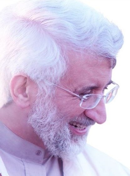 بعضی‌ها بهتره به‌جای حاشیه‌سازی، به این سؤال فکر کنن:

چرا رهبری هنوز به جلیلی اعتماد داره؟

بهش فکر کنید... شاید فهمش سخت نباشه.