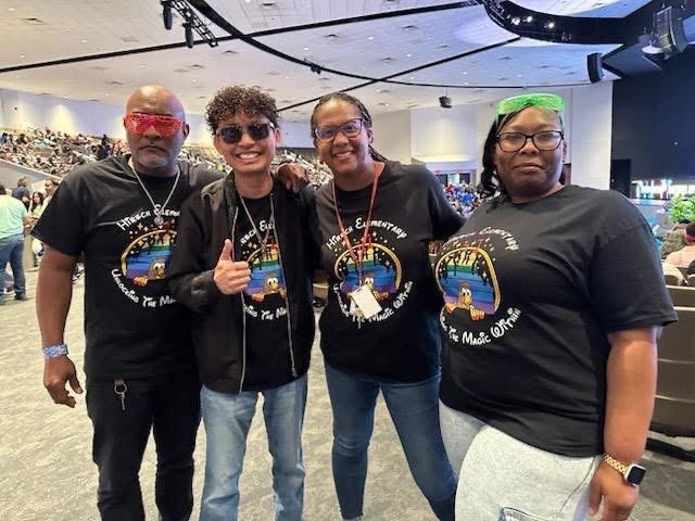 Happy 90th birthday <a href="/SpringISD/">Spring ISD</a>  from HirschHawk as we rock the 90s at the 2025 convocation.
#HirschHirschBaby!  #WeSoar
#TogetherInCulture 💚💙#TogtherInAccountability💚💙
<a href="/SISD_CoA/">K. Cuellar</a> <a href="/LaTracyHarris/">LaTracy Harris, Ed.D</a>  <a href="/latpat1908/">LaToya Patterson</a>