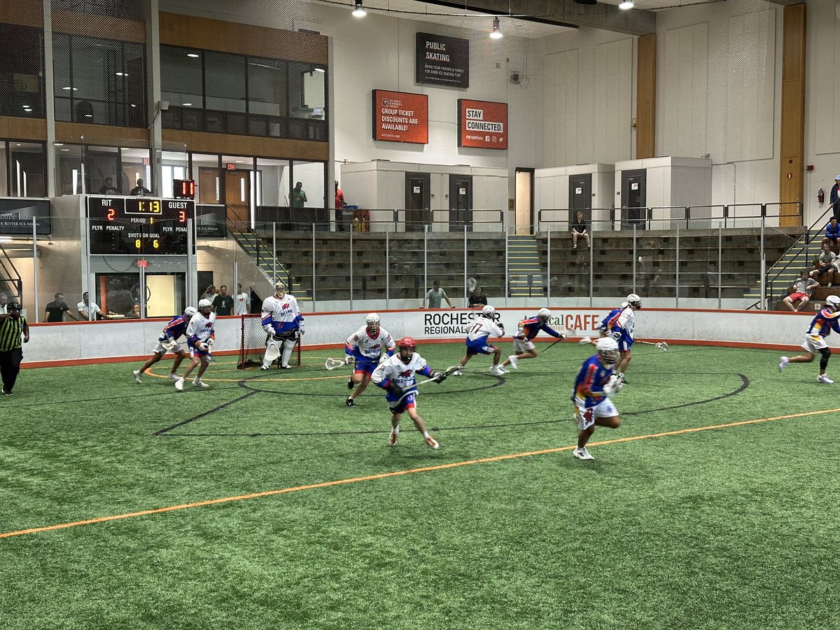 UpstateBoxLax's tweet image. After a back and forth battle with Dramingos, the Buffaloes come out on top!