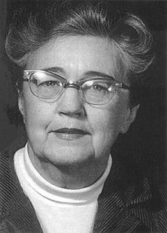 bambooshooti's tweet photo. #ResistanceRoots

Virginia Foster Durr was born on this day in 1903 in Birmingham, Ala. The granddaughter of a slaveowner who was taught that the Ku Klux Klan protected southern women, Durr experienced a moral transformation that led her to become a civil rights activist. /1 https://t.co/KAN6WguXAo
