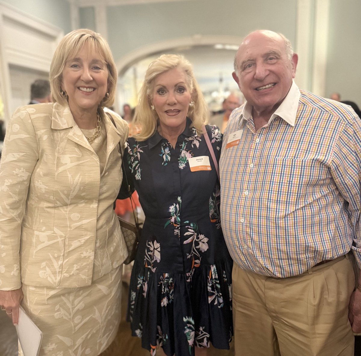 DondePlowman's tweet image. Had a wonderful evening in Nashville with incredible @tennalum and supporters. Love to see the energy, connection, and shared passion for @UTKnoxville. Grateful and inspired by our Volunteer community as we continue to reach the next level as a university!

#GBO #GoVols 🍊