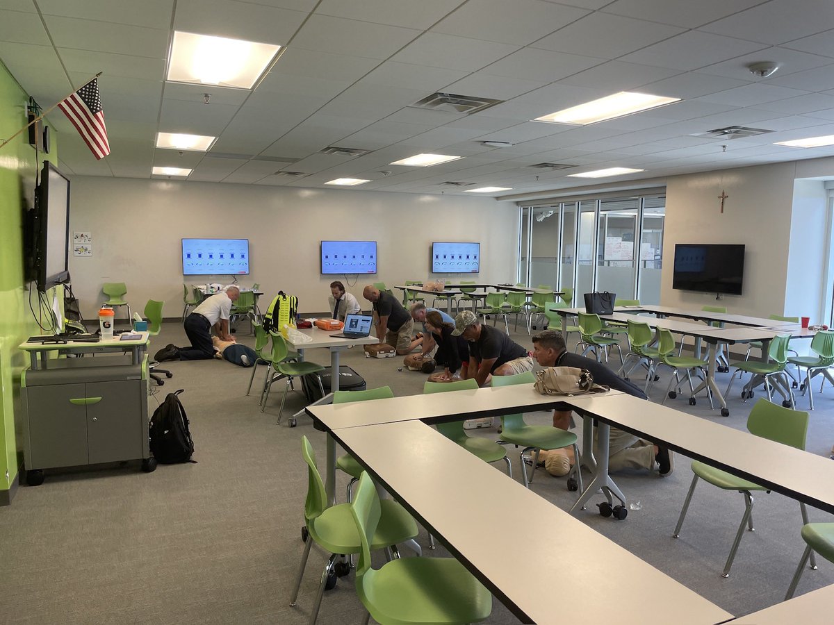 mnhopper1s's tweet photo. Little bit of #CPR action in teacher inservice today! #SCA is the leading cause of death on school campuses. Our faculty and staff are prepared to respond to these emergencies if they shall arise! #AED #StayinAlive #SaferSidelines https://t.co/a878fJT5LW