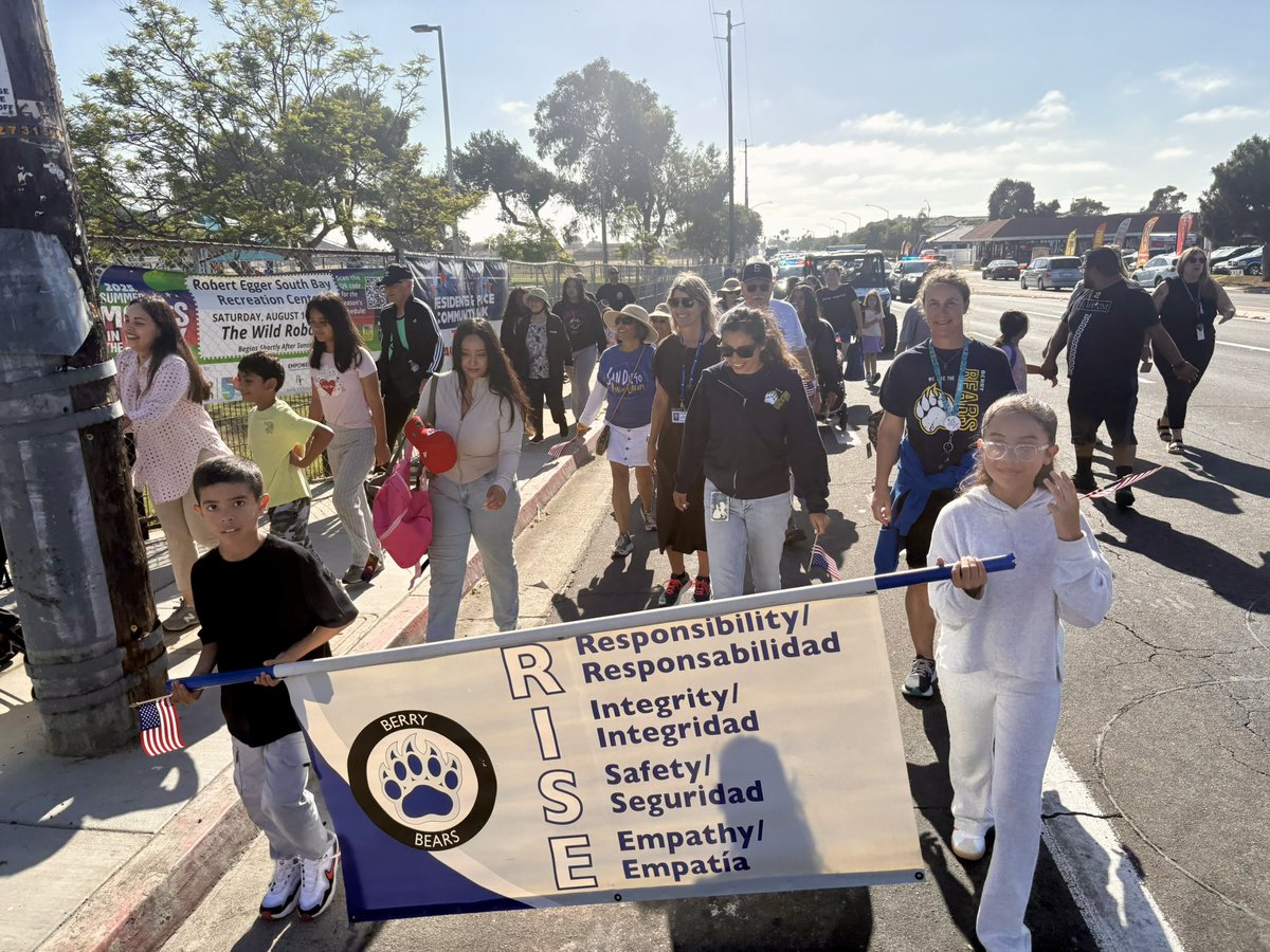 Berry_Bears1 (@berry_bears1) on Twitter photo Berry is so proud of our families that showed up to walk the community last night for the The National Night Out! We BELIEVE! BEARS RISE UP! ❤️🐻💪🏻<a href="/SBUSD_NEWS/">SBUSD NEWS</a> <a href="/ProsapioJ/">Joseph Prosapio</a>
#BELIEVE Berry is so proud of our families that showed up to walk the community last night for the The National Night Out! We BELIEVE! BEARS RISE UP! ❤️🐻💪🏻<a href="/SBUSD_NEWS/">SBUSD NEWS</a> <a href="/ProsapioJ/">Joseph Prosapio</a>
#BELIEVE