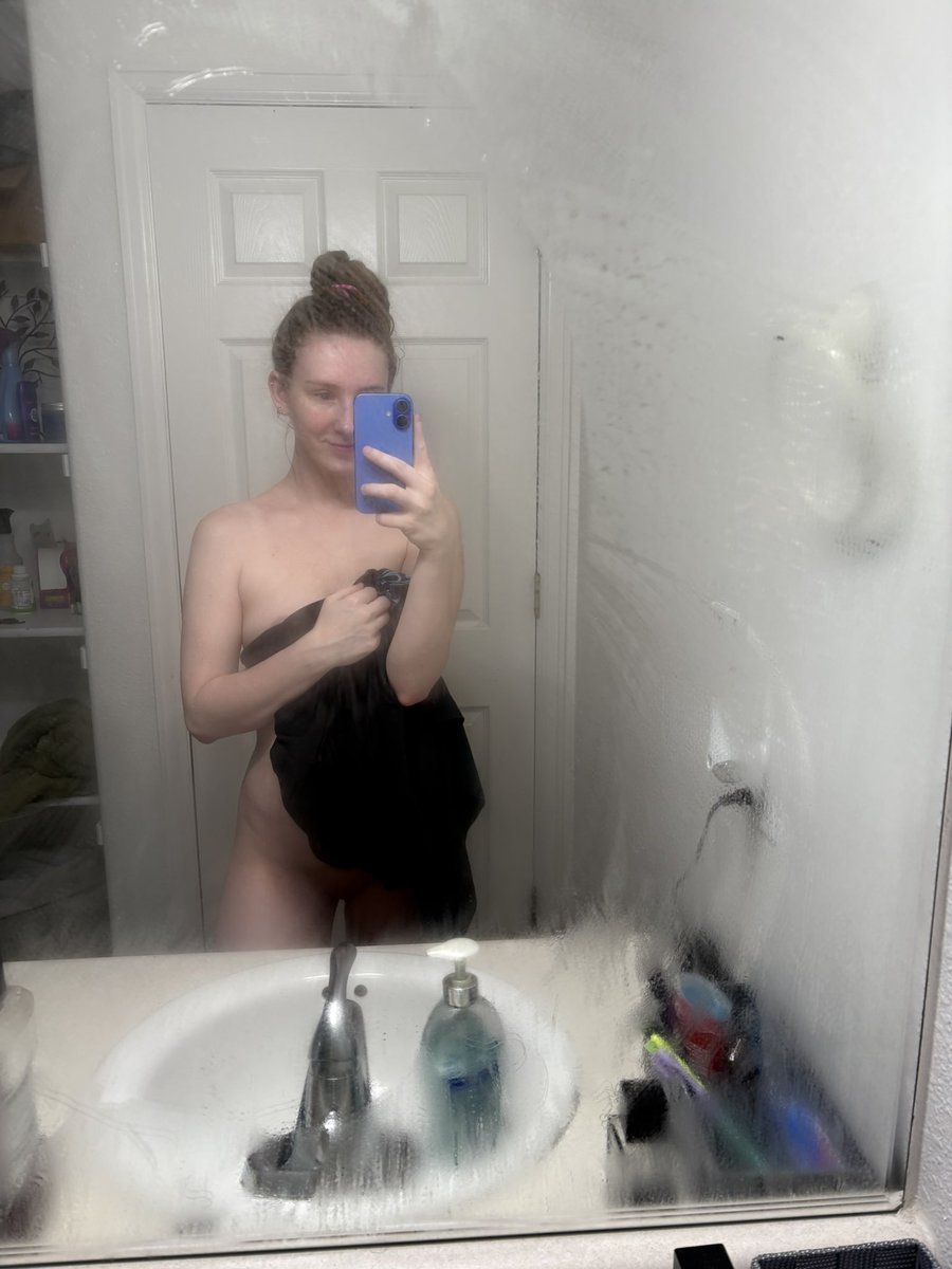 CassGroovy's tweet photo. I’ll show you more on my onlyfans 😋💕

https://t.co/NHSQcKGf0P

#onlyfans #OF #adultcontent #nude #hot #sellingccontent #buyersandsellers 
#OnlyFansGrowth #innocence #buyingconetent #contentcreator https://t.co/ZmmuVMx2aB