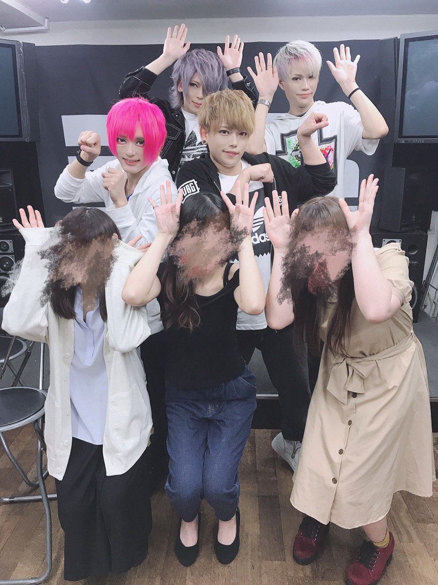 み tweet media